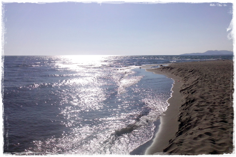 Нудистский пляж Ада Бояна: на других посмотреть, себя показать