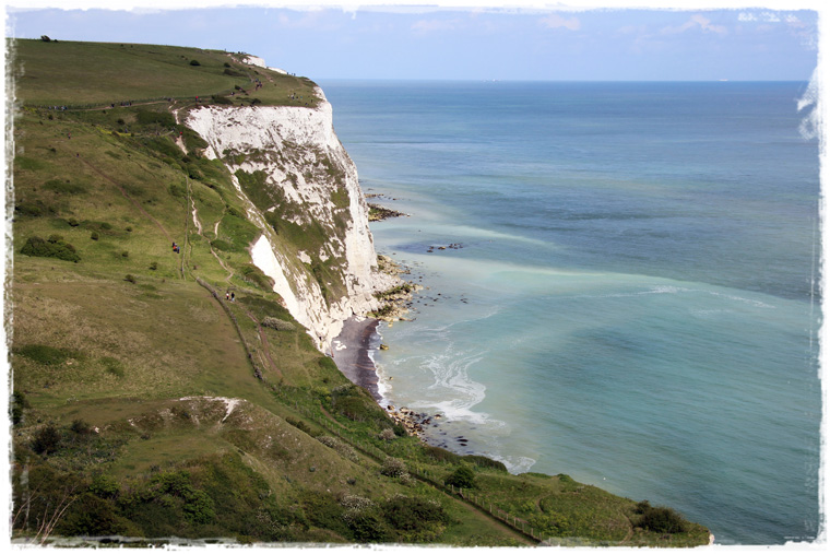 Куда съездить из Лондона: White Cliffs of Dover - скалистые берега, откуда Франция видна