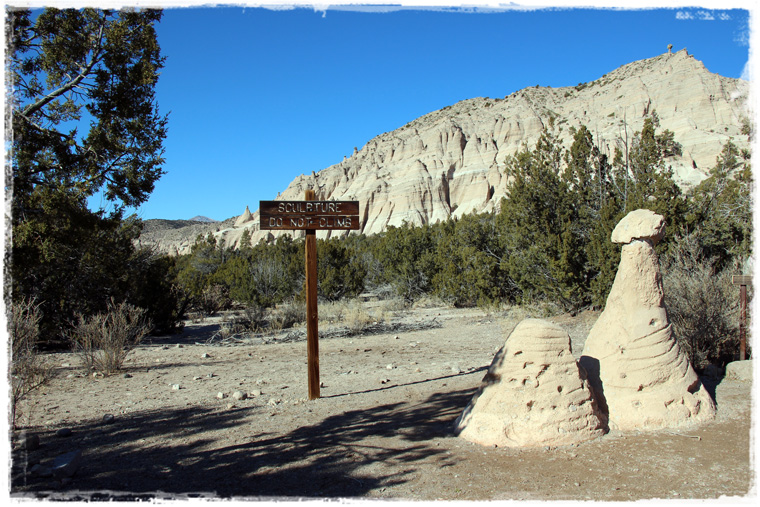 Нью-Мексико. Куда съездить из Санта-Фе: Заповедник Kasha-Katuwe Tent Rocks